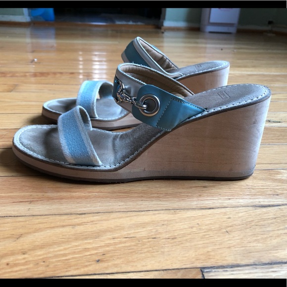 Coach powder blue buckle wedge - Picture 1 of 6